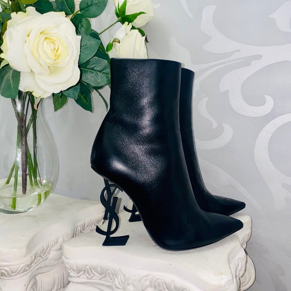 SOLD- 𝐴𝑢𝑡ℎ𝑒𝑛𝑡𝑖𝑐 𝑌𝑆𝐿 𝐵𝑜𝑜𝑡𝑖𝑒𝑠 - Picture 11 of 15